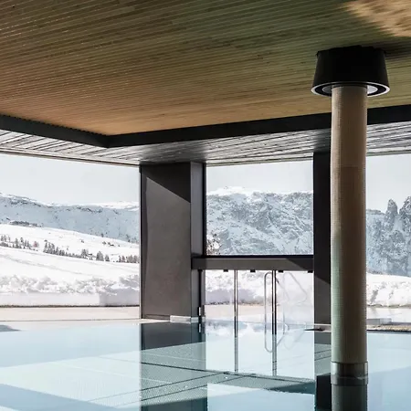 Icaro***s Hotel 4*